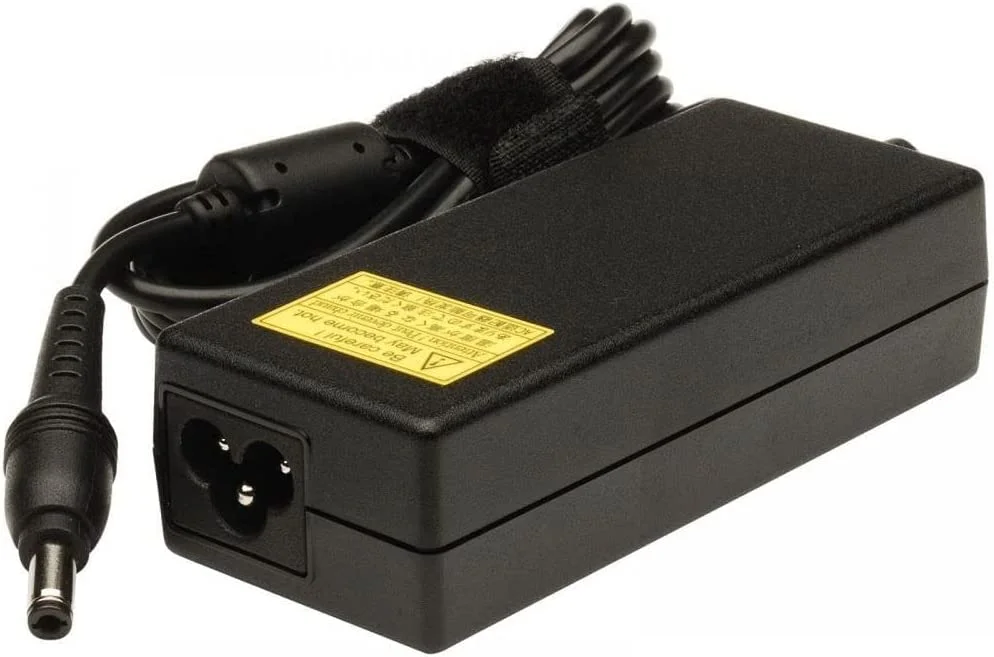 Laptop ac adapter toshiba 19v 3.95a